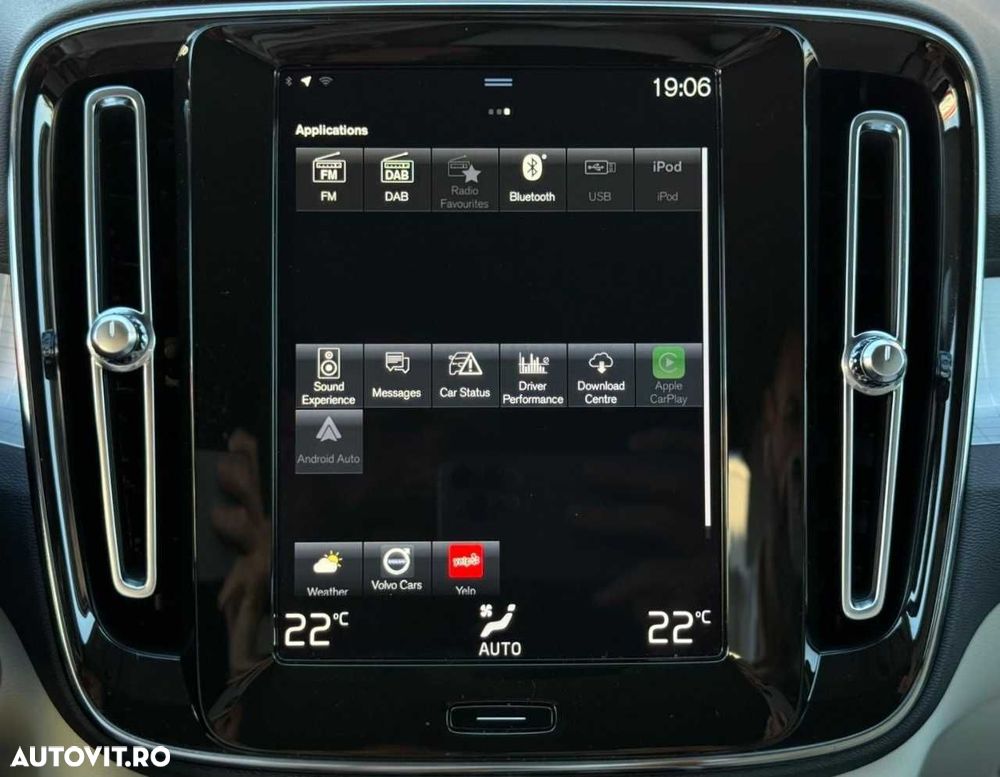 Volvo XC 40 - 30