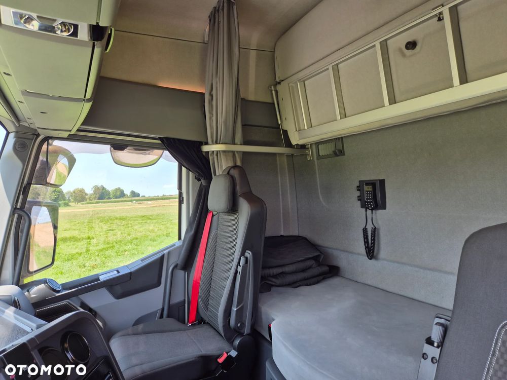 Renault HIGH GAMA T480 2019 SALON PL VIN: KD ! 13l STANDARD STANDARD / KLIMA POSTOJOWA / FULL OPCJA /  T520 T440 / TOP STAN GAMA T - 32