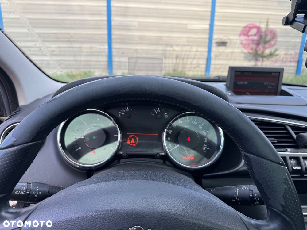Peugeot 3008 2.0 HDi Allure - 5