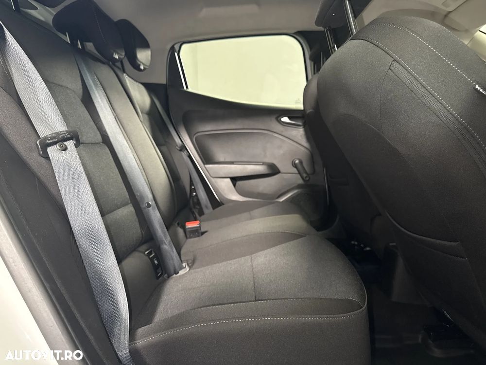 Renault Clio - 13