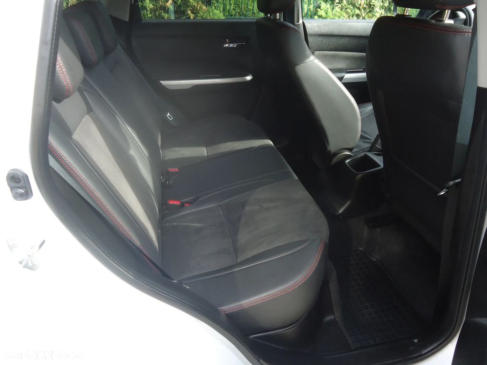 Suzuki Vitara 1.4 Boosterjet Automatik S - 26