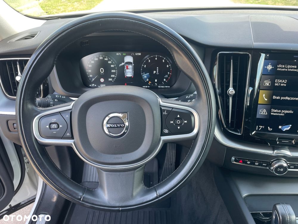 Volvo XC 60 B5 B Momentum Pro - 14