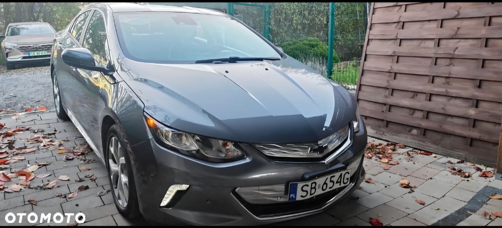 Chevrolet Volt - 2