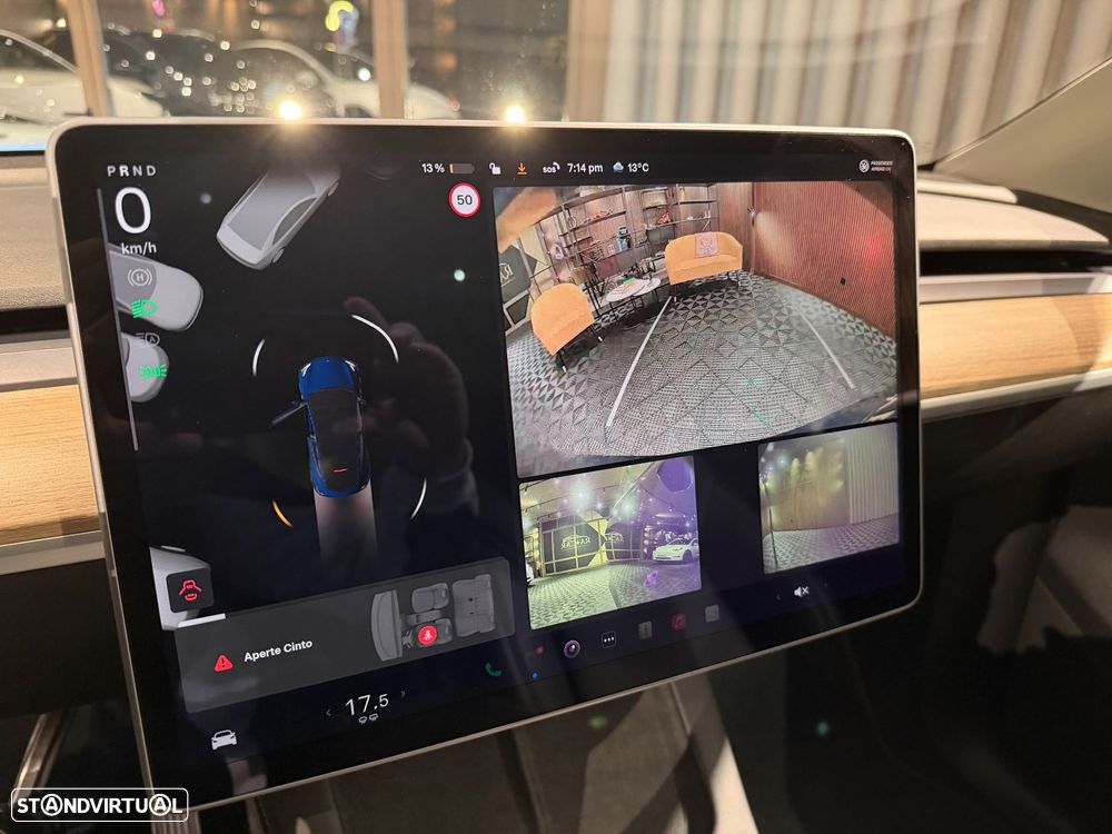 Tesla Model Y Long-Range RWD - 30