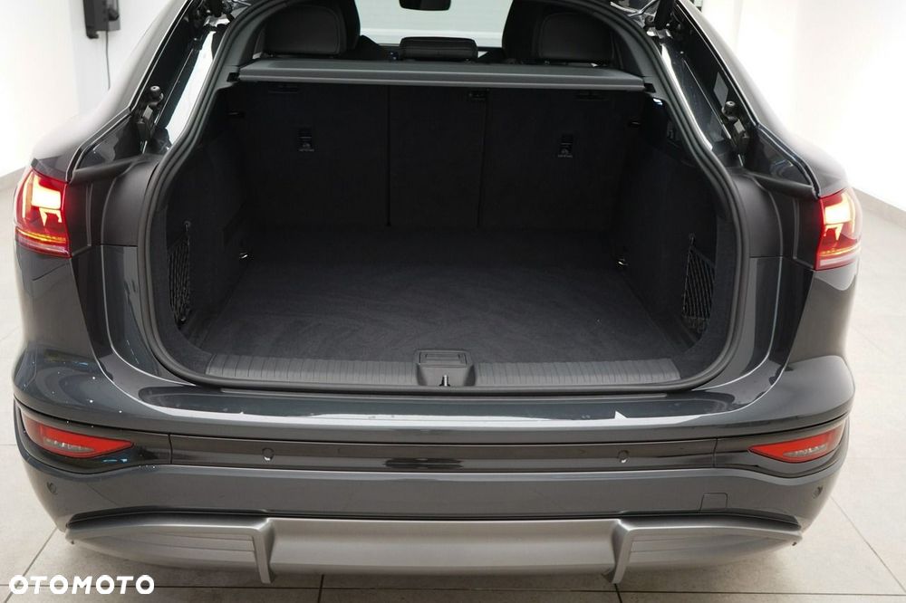 Audi Q6 Sportback e-tron - 12