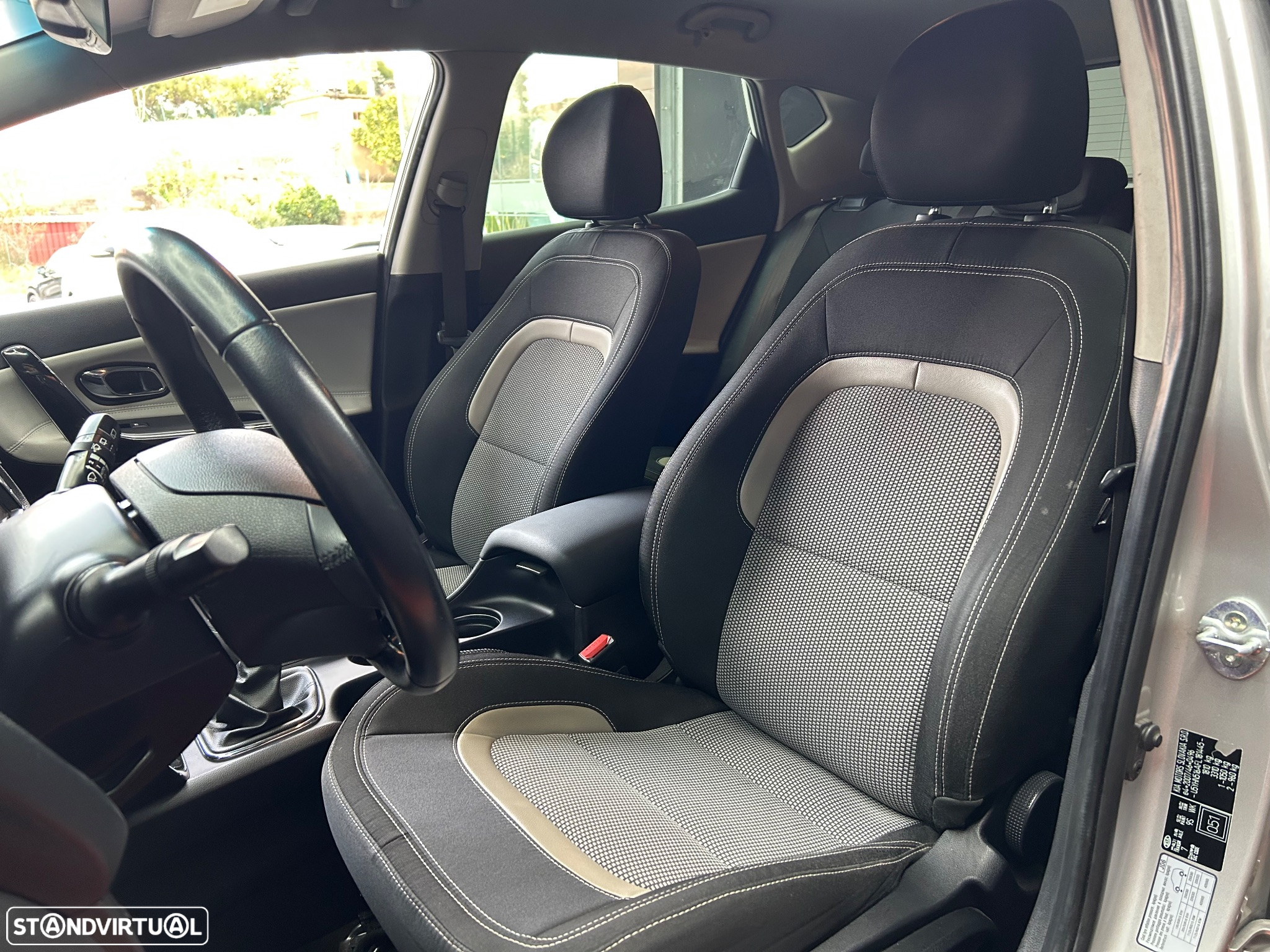 Kia Ceed 1.6 CRDi ECO - 31