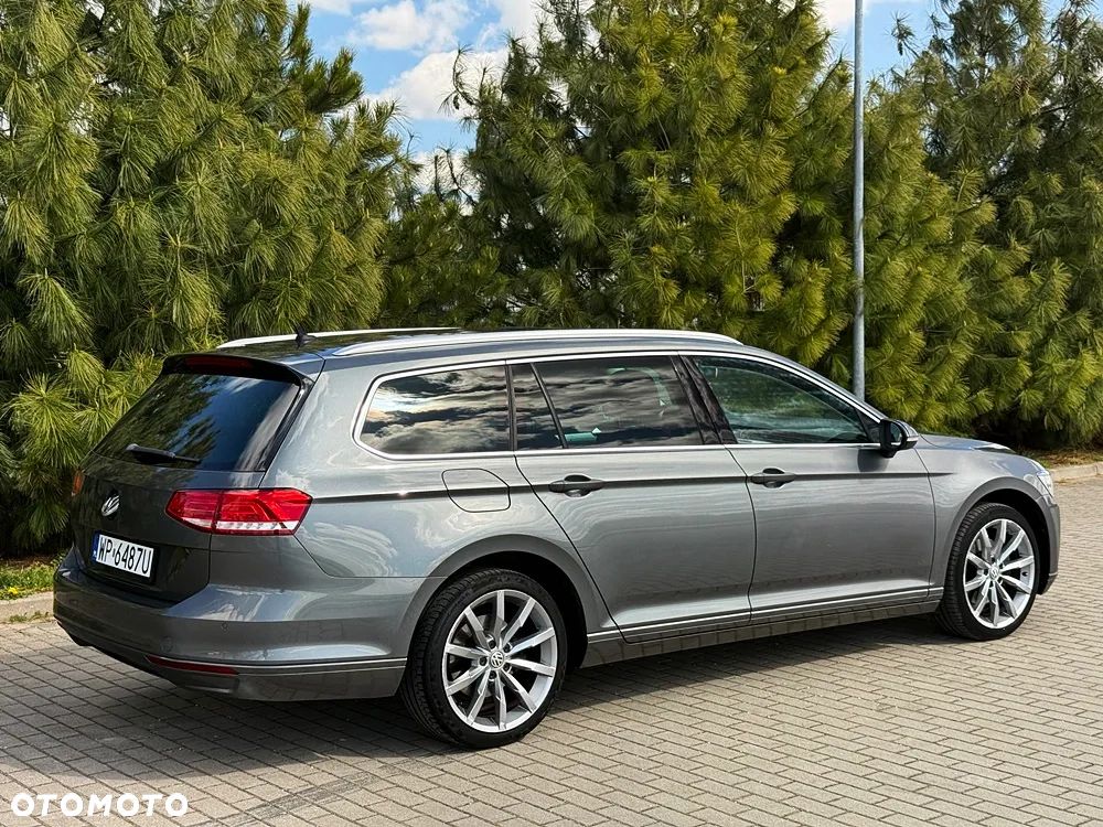 Volkswagen Passat Variant 2.0 TDI (BlueMotion Technology) Highline - 15