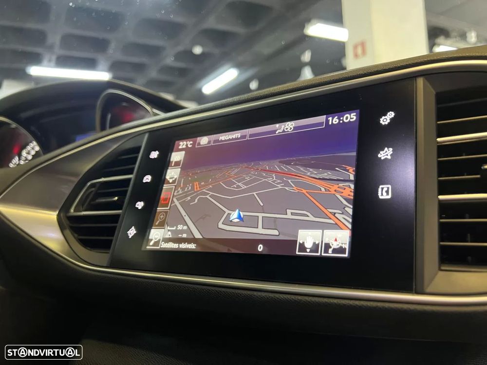 Peugeot 308 1.2 PureTech GT Line - 16