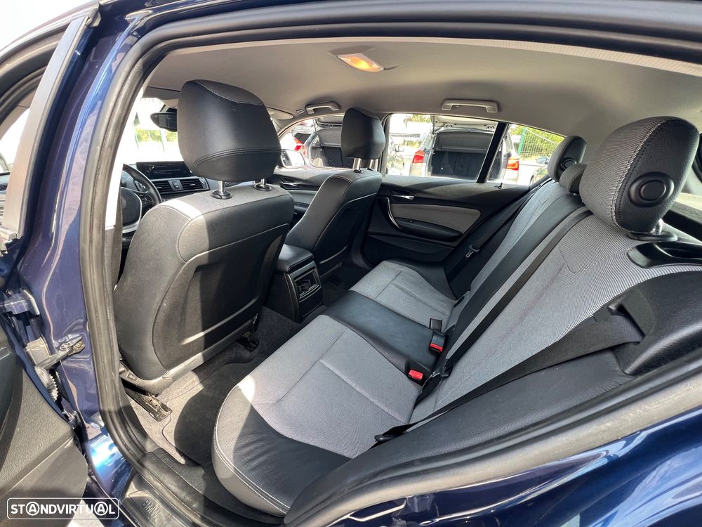 BMW 118 d Pack M - 12