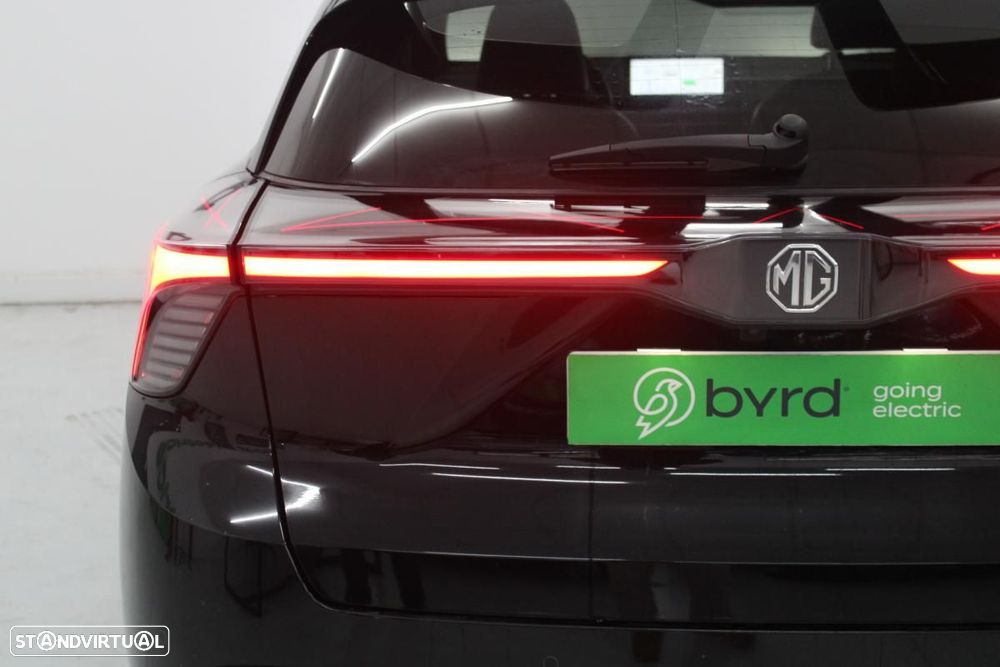 MG MG4 77 kWh Extended Range Luxury - 7