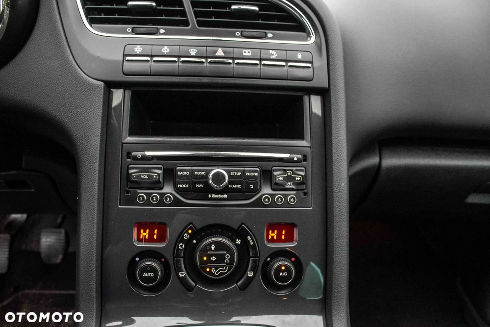 Peugeot 5008 1.6 HDi Access 7os - 19