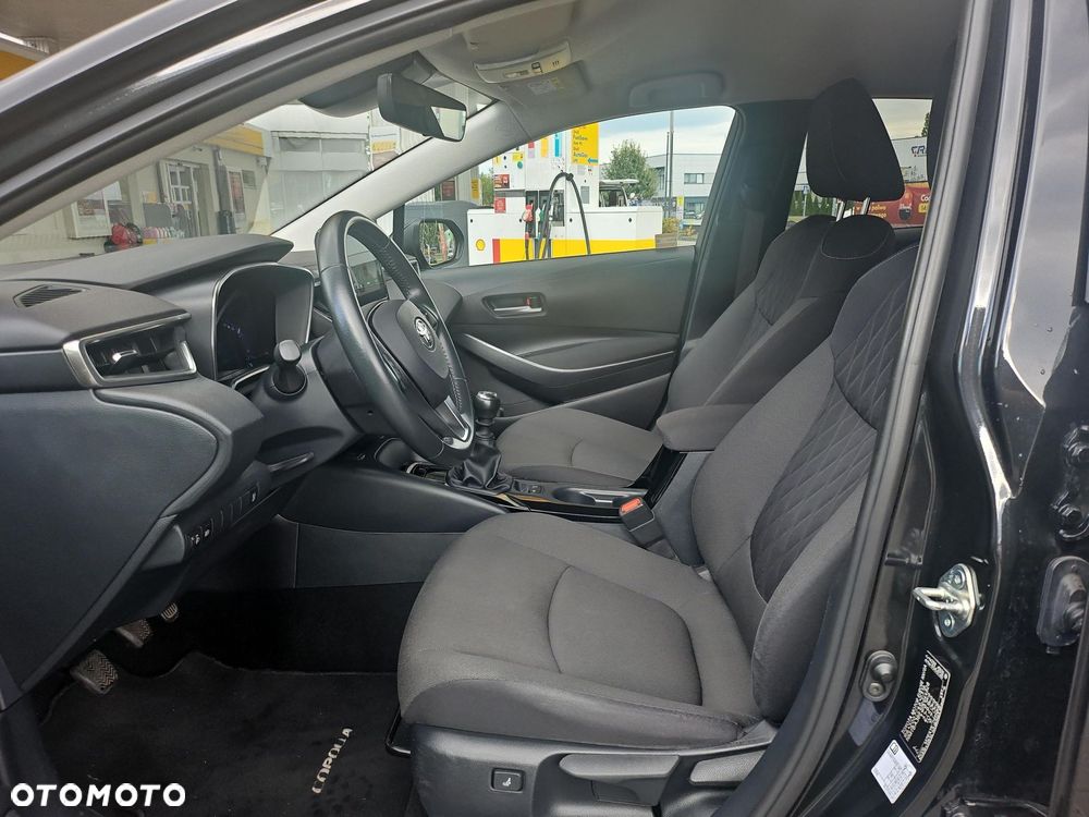 Toyota Corolla - 11