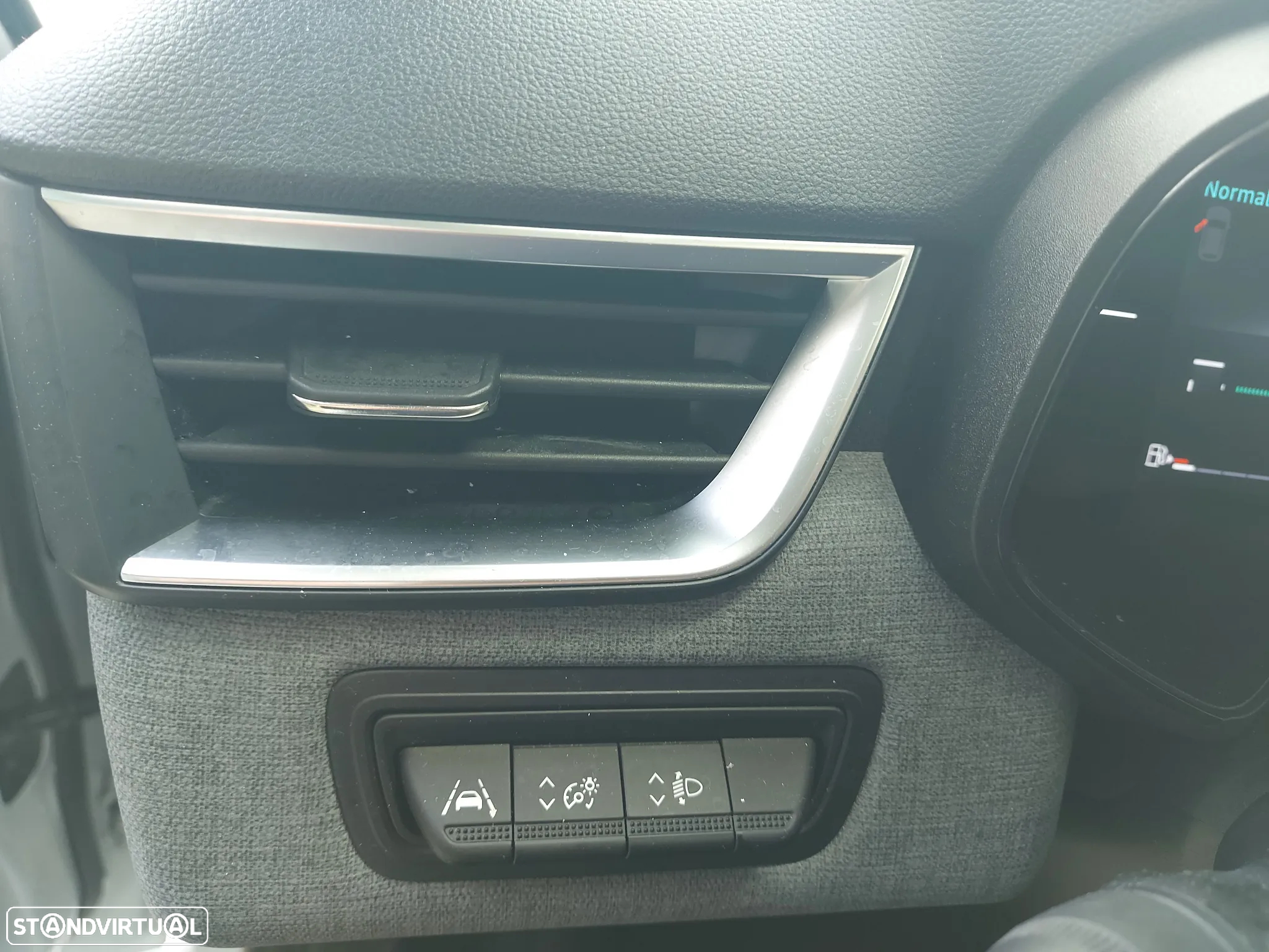 Renault Clio 1.0 TCe Evolution - 20