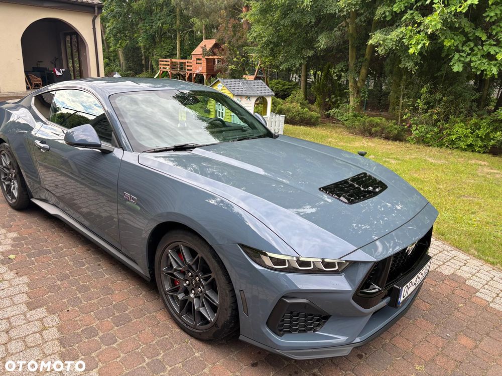 Ford Mustang - 6