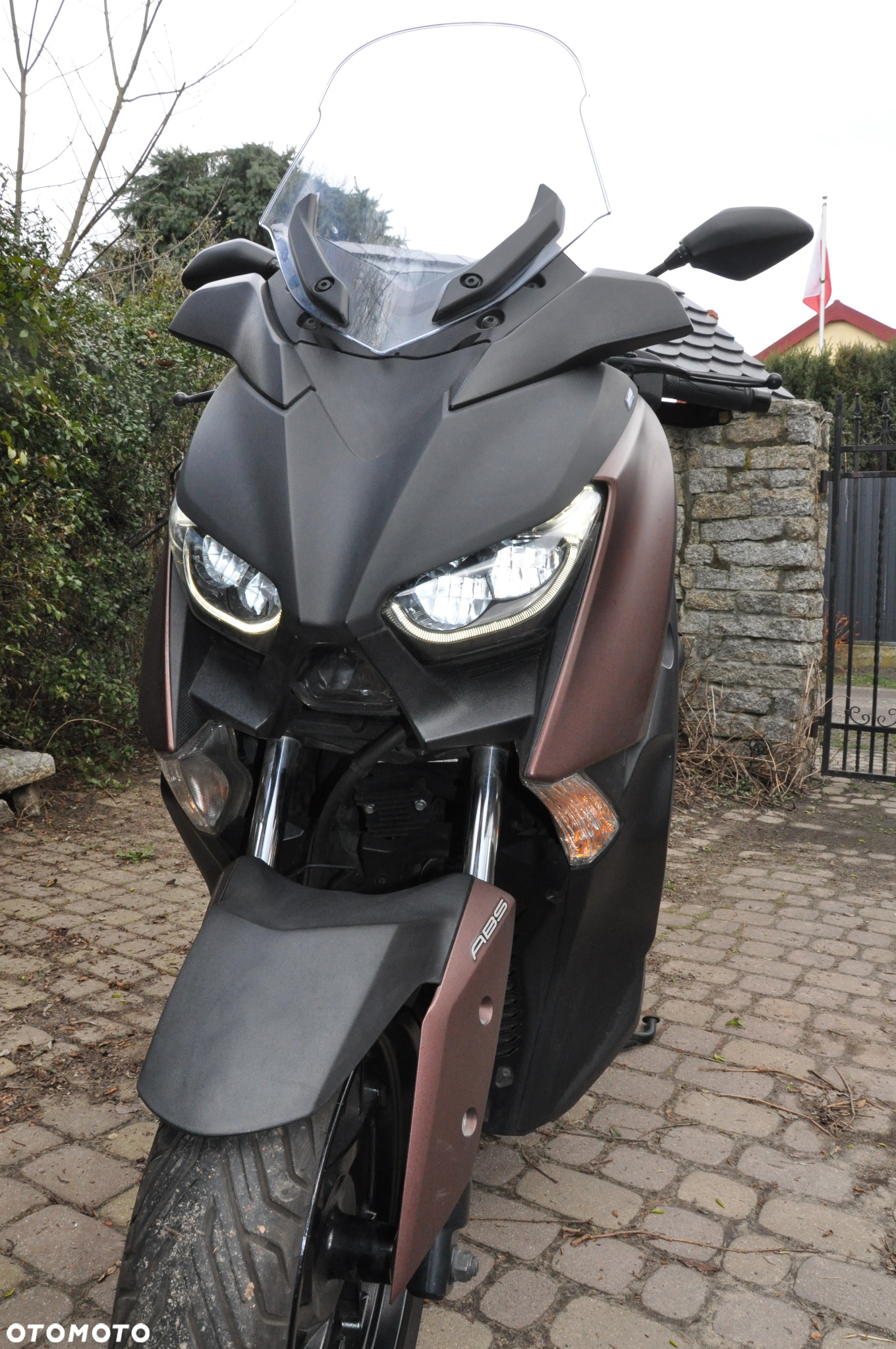 Yamaha X-max - 11