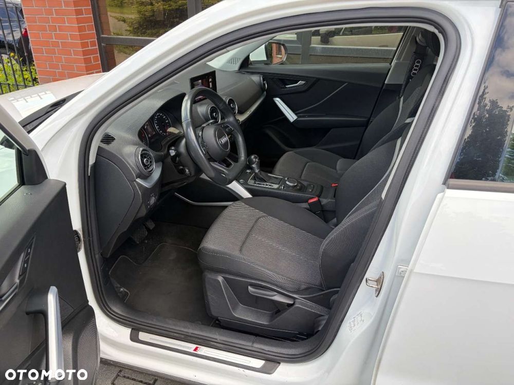 Audi Q2 30 TDI S tronic - 13