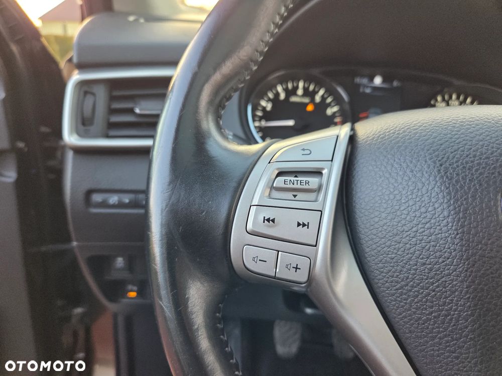 Nissan Qashqai 1.2 DIG-T TEKNA+ - 25