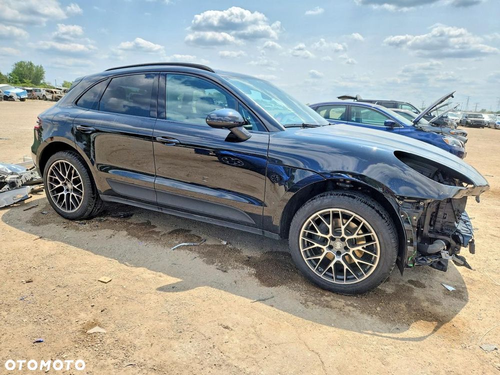 Porsche Macan - 2