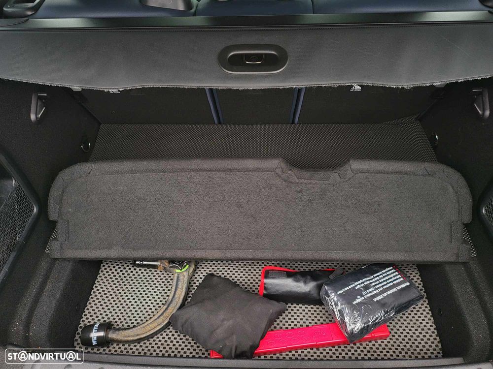 MINI Clubman Cooper SD - 13