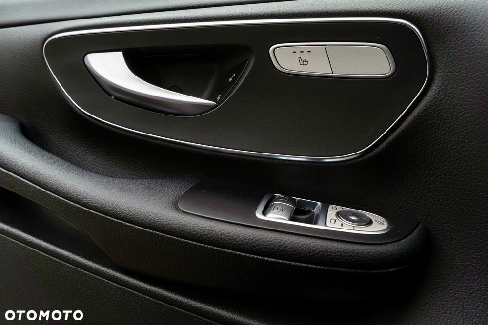 Mercedes-Benz Klasa V 300 d 4-Matic 9G-Tronic (ekstra d³) - 23