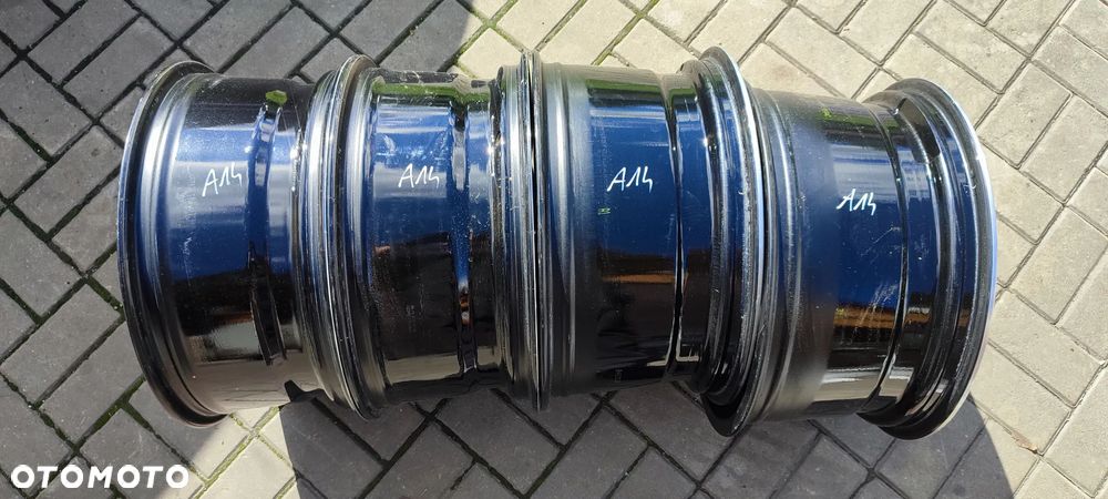 FELGI ALUMINIOWE STOPNIOWANE 5x112 2x8J18 CALI ET 43 2134013700 fi 66,6 2x9Jx18 CALI ET 52,5 2134015300 KOMPLET - 18