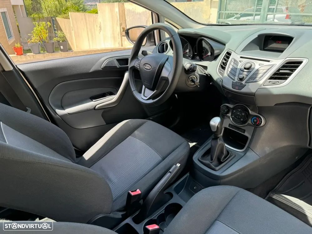 Ford Fiesta 1.25 Trend - 8