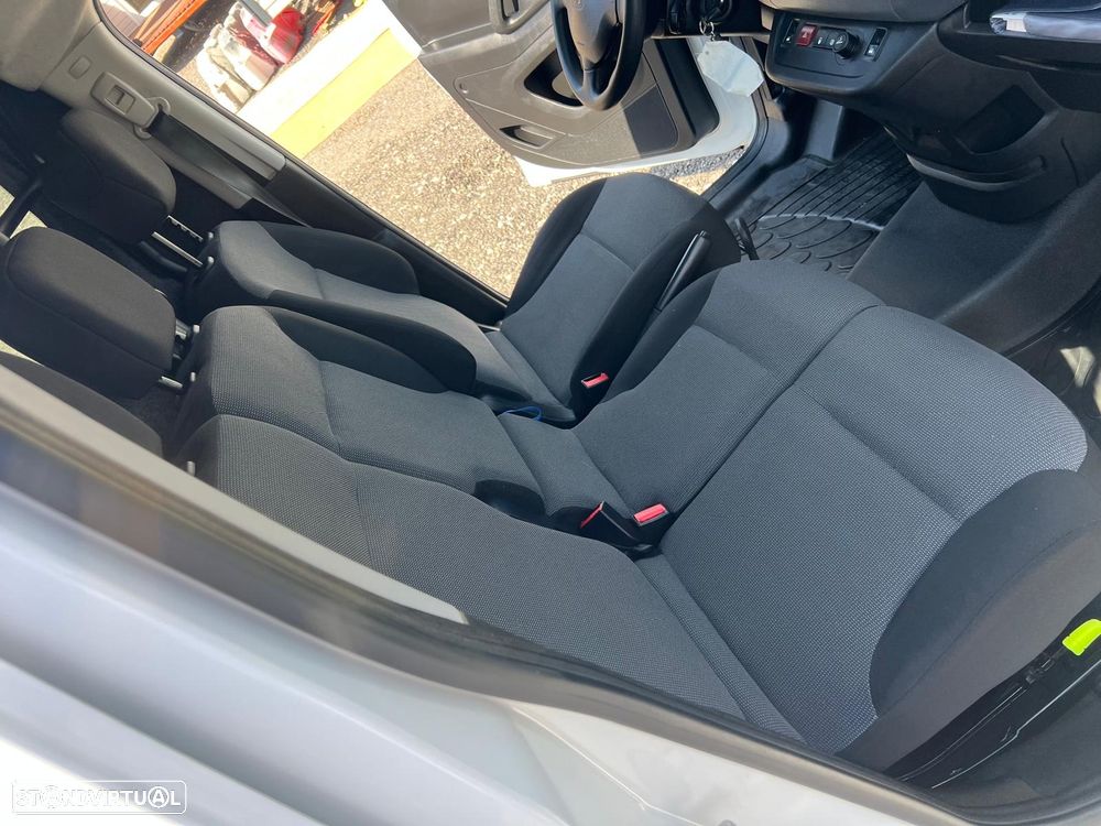Peugeot e partner van eletrica longa 3 lugares bateria propria - 18