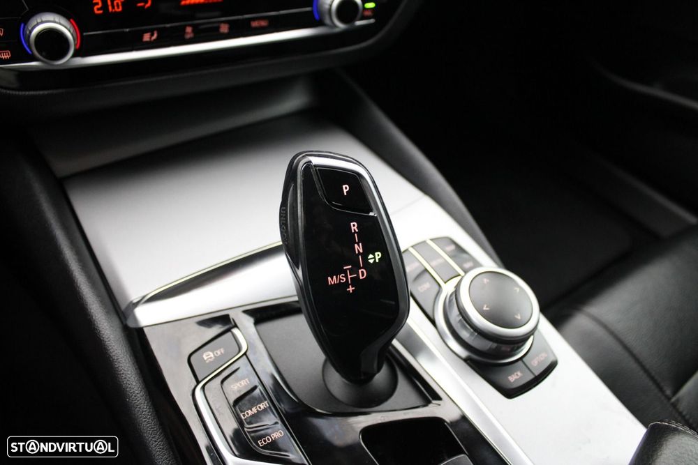 BMW 518 d Auto - 24