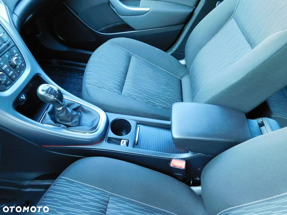 Opel Astra 1.4 Turbo Innovation - 15