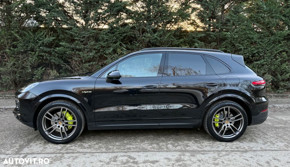 Porsche Cayenne E-Hybrid Tiptronic S - 40