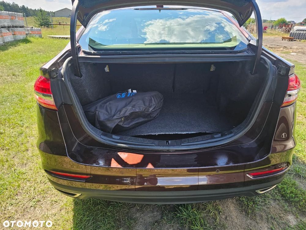 Ford Fusion 2.0 EcoBoost Titanium - 9