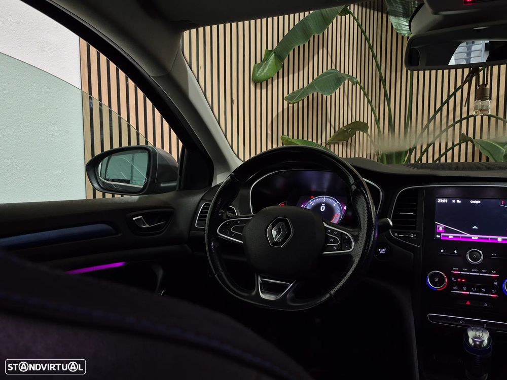 Renault Mégane Sport Tourer 1.5 dCi GT Line SS - 31