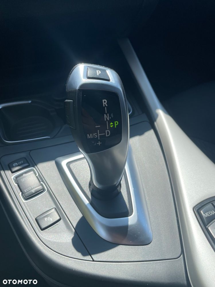 BMW Seria 1 118d Sport Line - 17