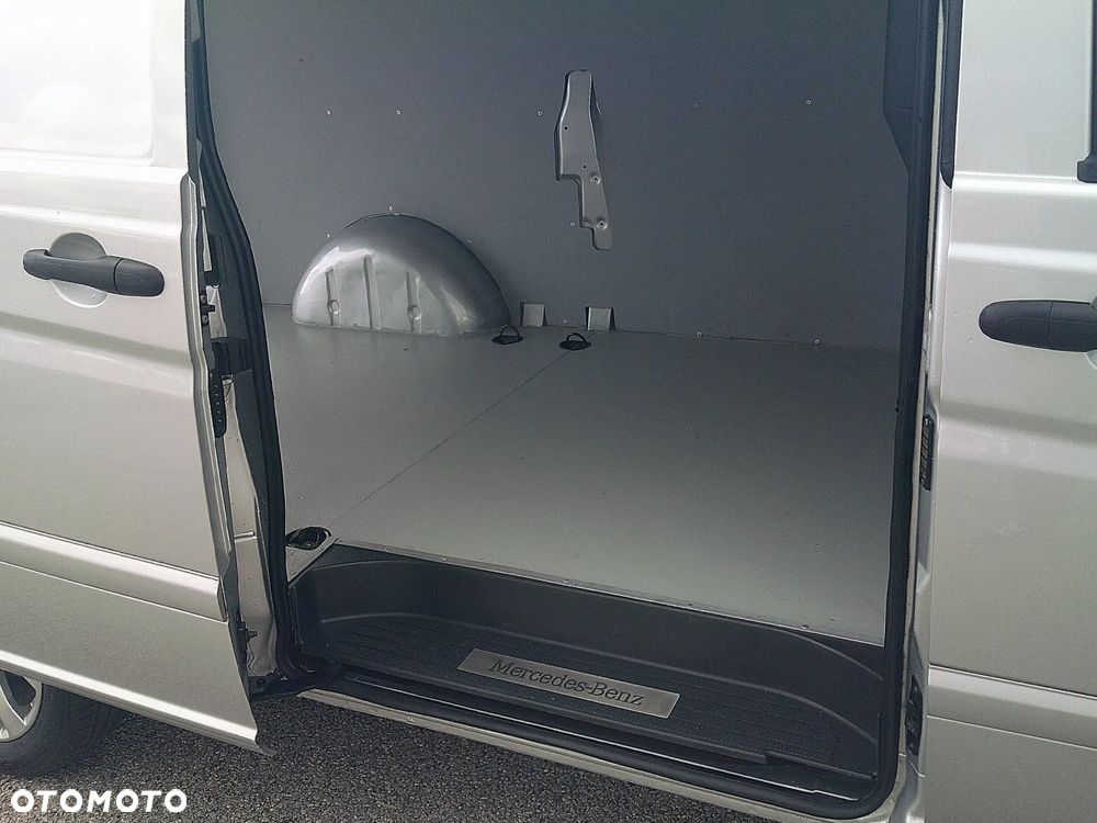 Mercedes-Benz VITO - 9