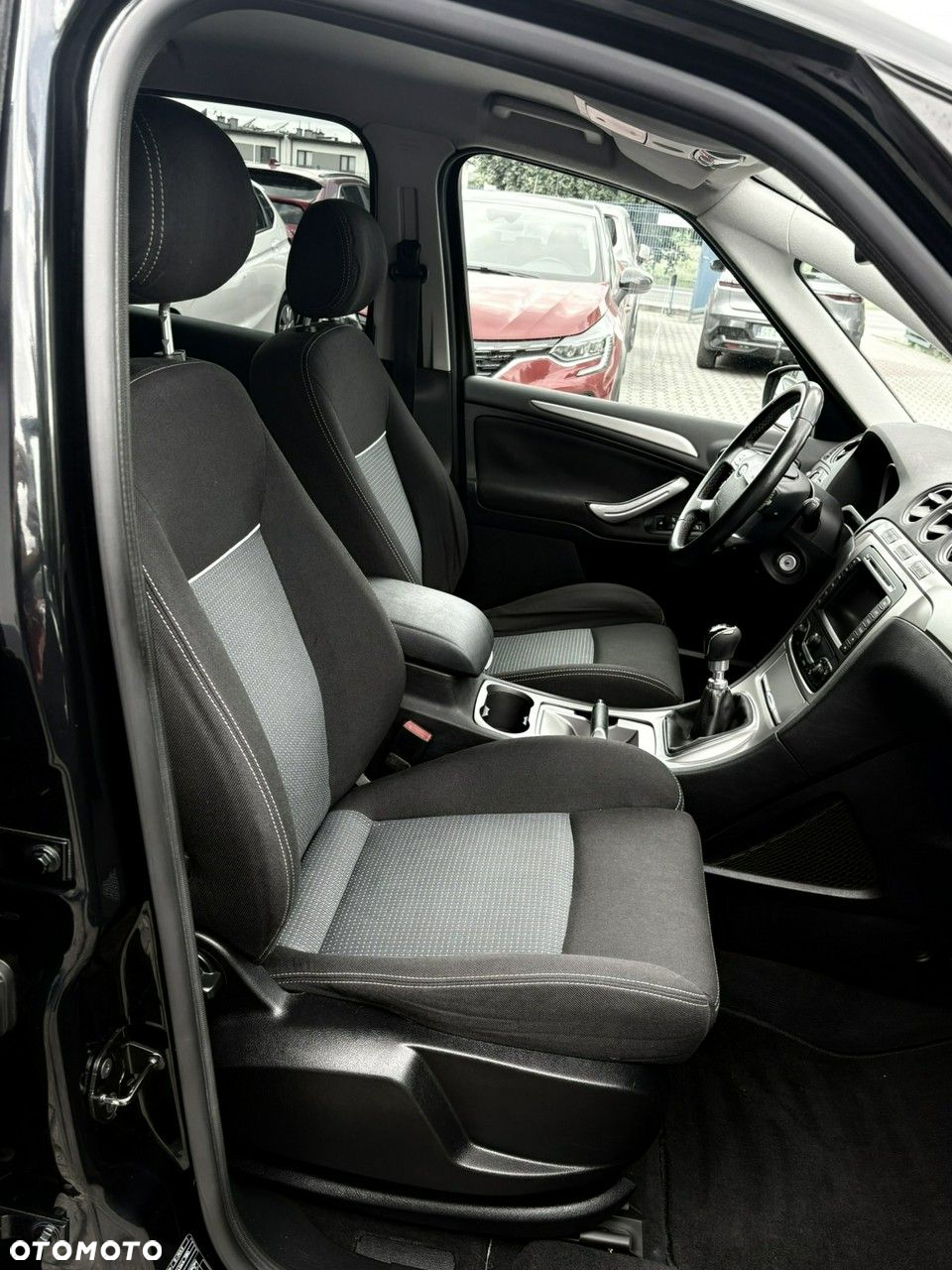 Ford S-Max - 15