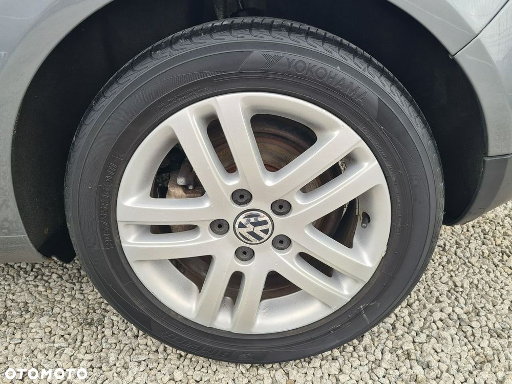 Volkswagen Golf Plus 1.9 TDI Comfortline - 25