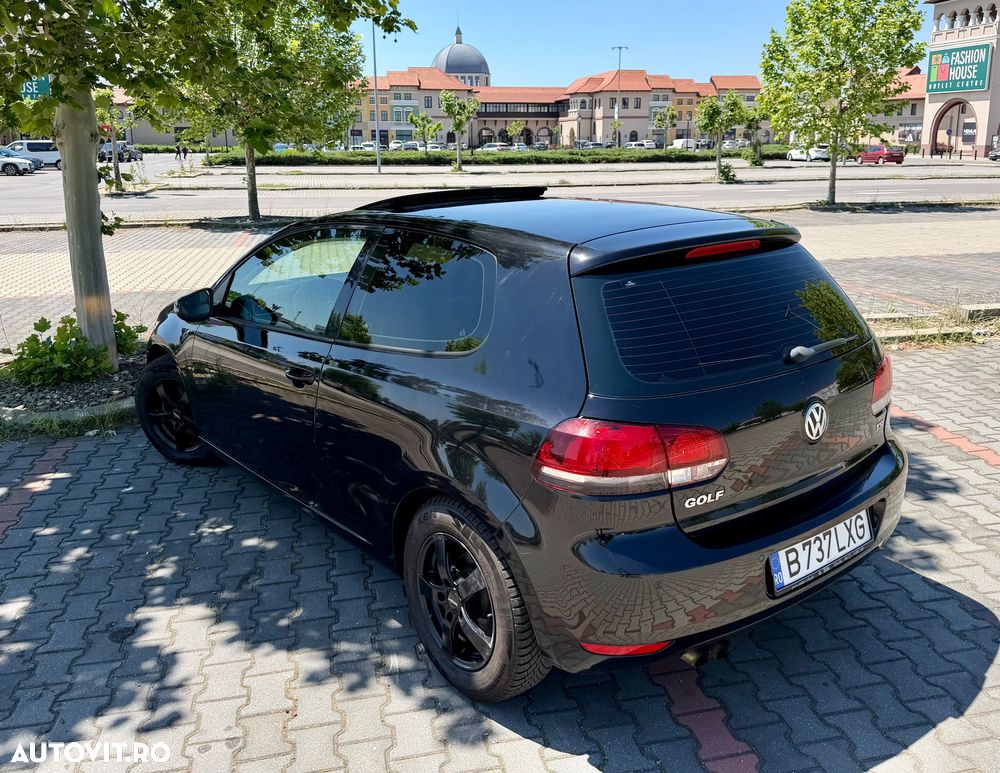 Volkswagen Golf 1.4 TSI Highline - 24