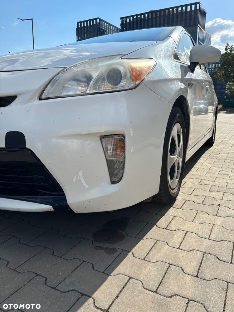 Toyota Prius 1.8 Hybrid Premium - 2