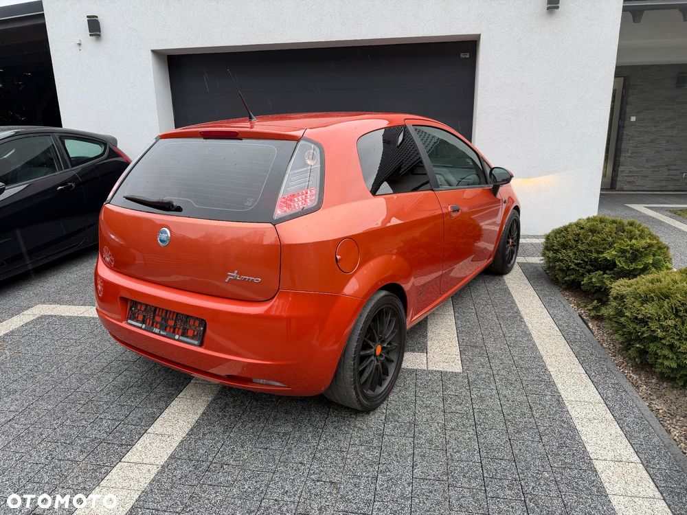 Fiat Punto 1.4 16V Sporting - 8