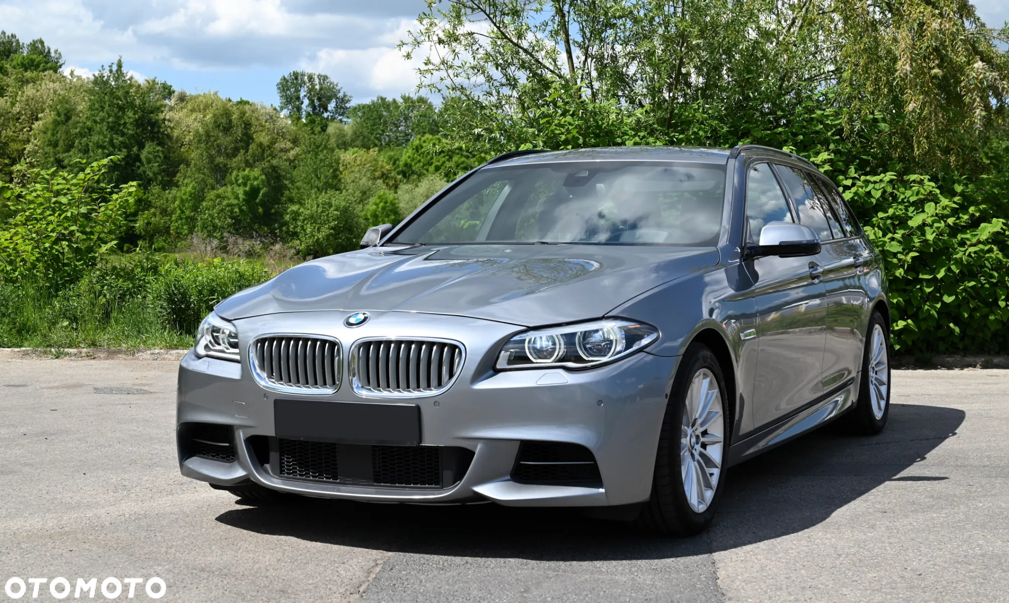 BMW Seria 5 M550d xDrive Touring Sport-Aut - 9