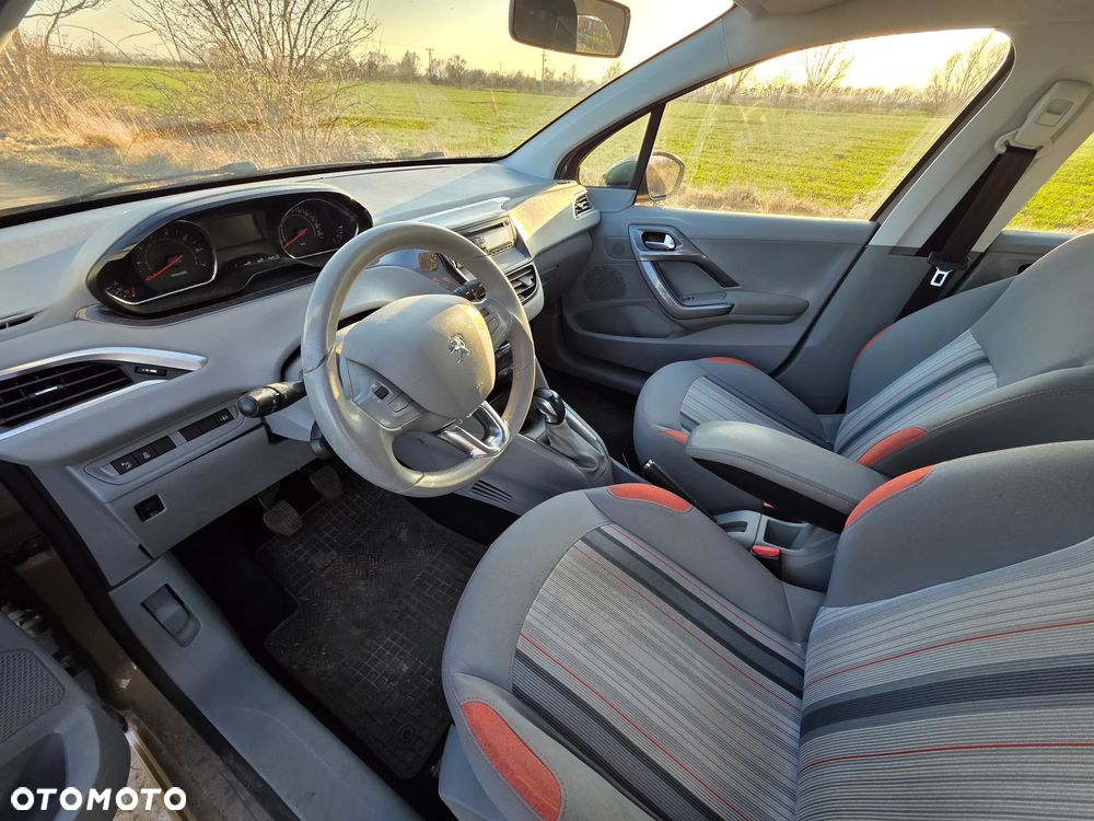 Peugeot 208 1.2 VTi Active - 12