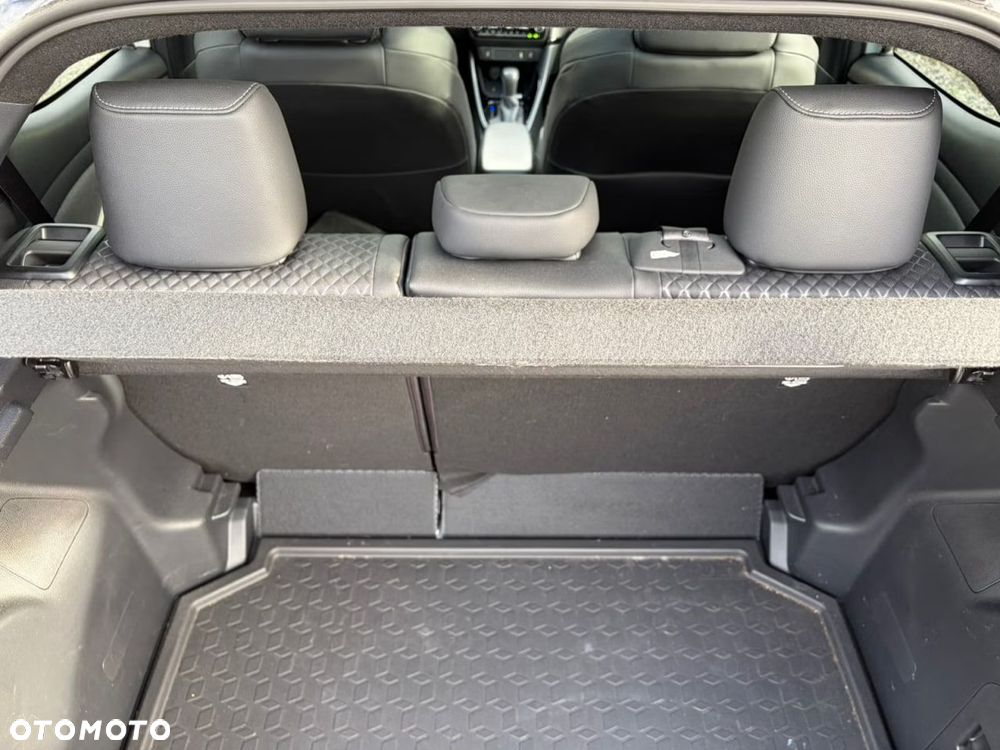 Toyota Yaris Hybrid 1.5 Selection Style - 21