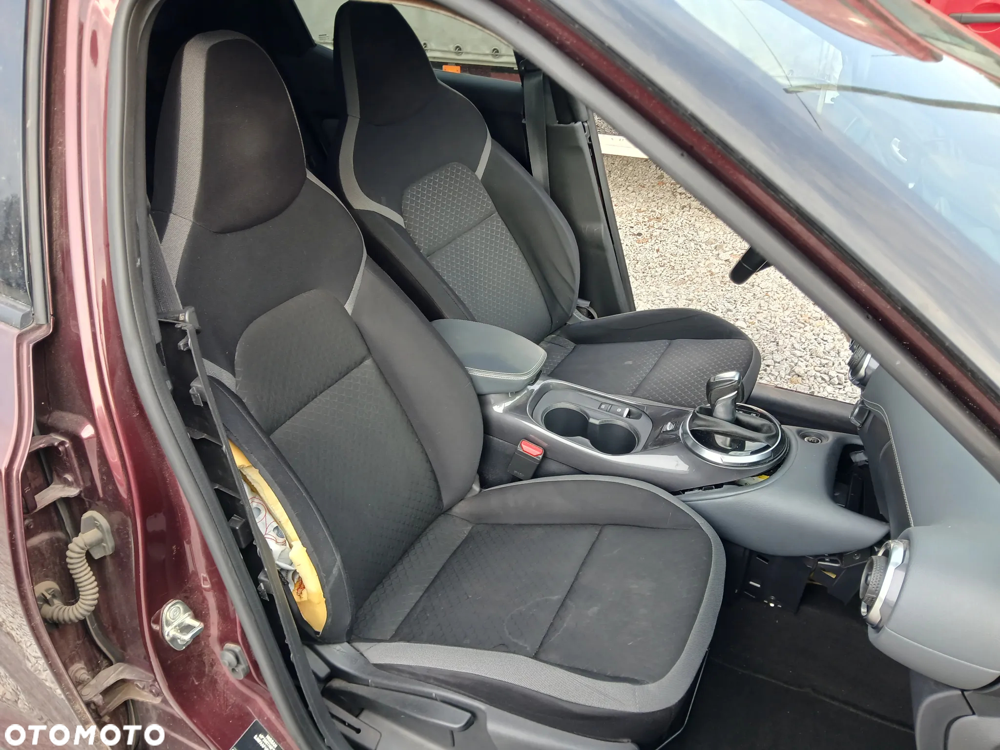 Nissan Juke 1.0 DIG-T N-Connecta DCT - 11