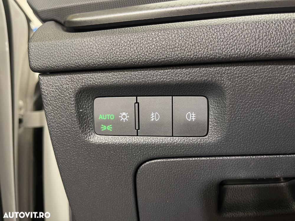Skoda Octavia 2.0 TDI Ambition - 19