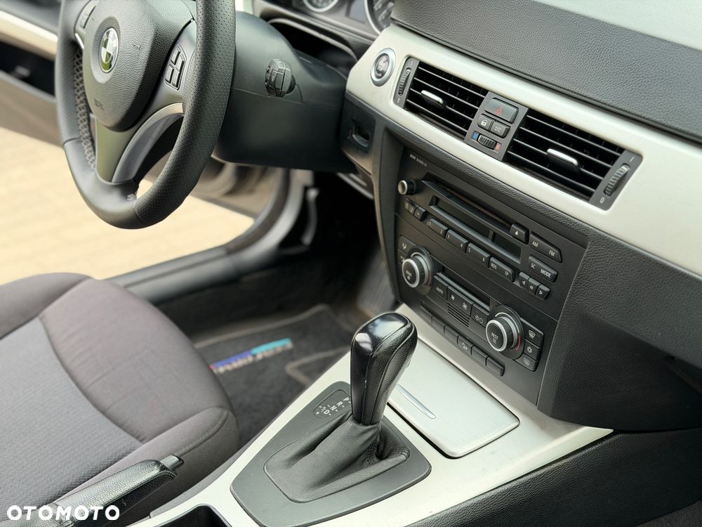 BMW Seria 3 330xd DPF - 23