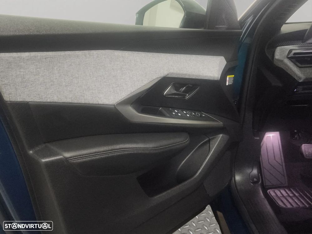 Peugeot 5008 Hybrid 145 e-DSC6 Allure - 21