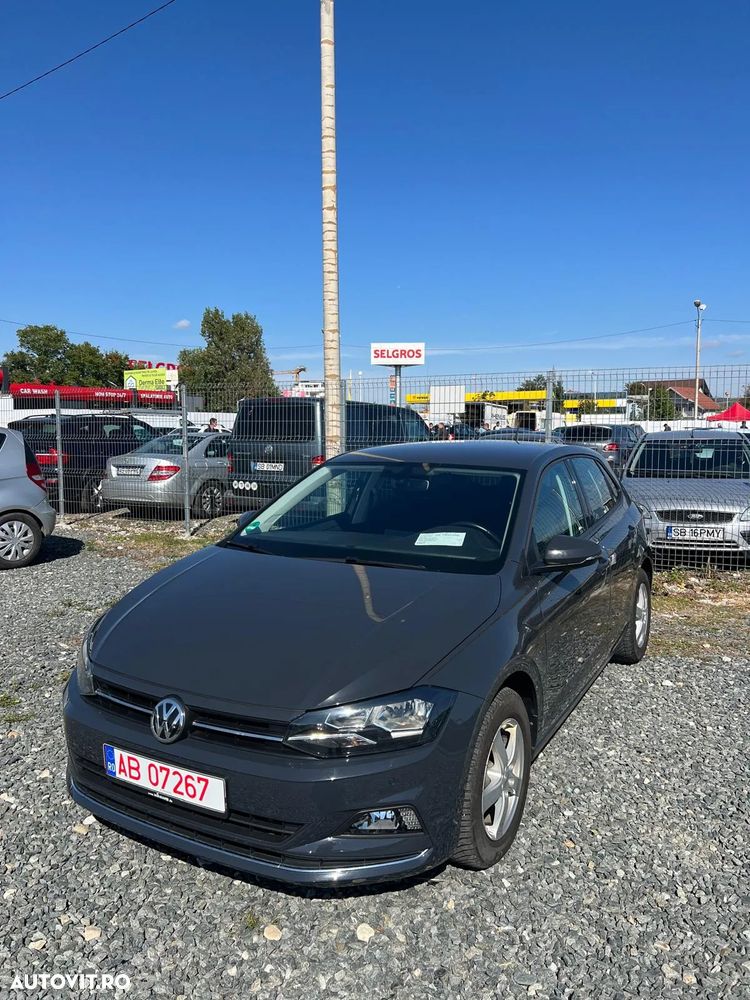Volkswagen Polo 1.6 TDI Comfortline - 1