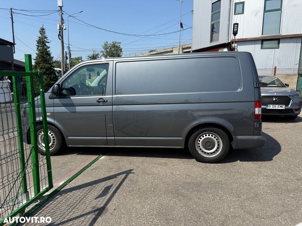 Volkswagen Transporter - 8