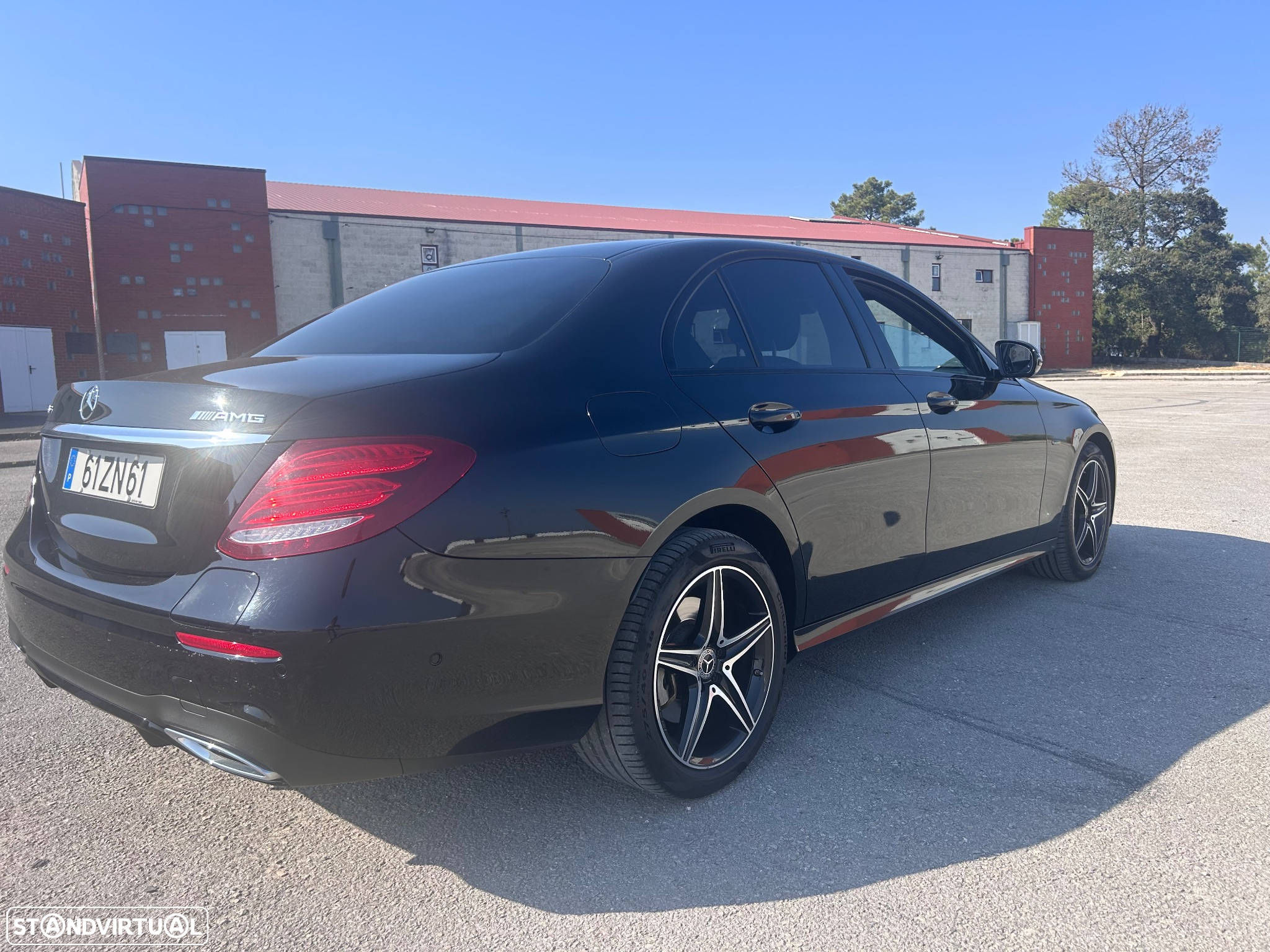 Mercedes-Benz E 300 de AMG Line - 10