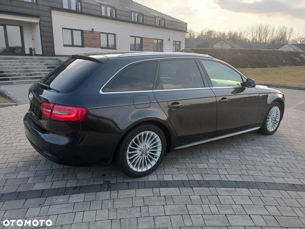 Audi A4 Avant 2.0 TDI - 9